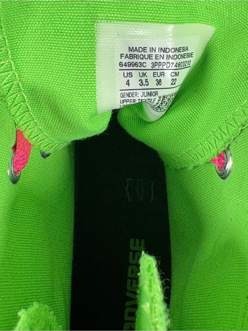 Converse junior neon
